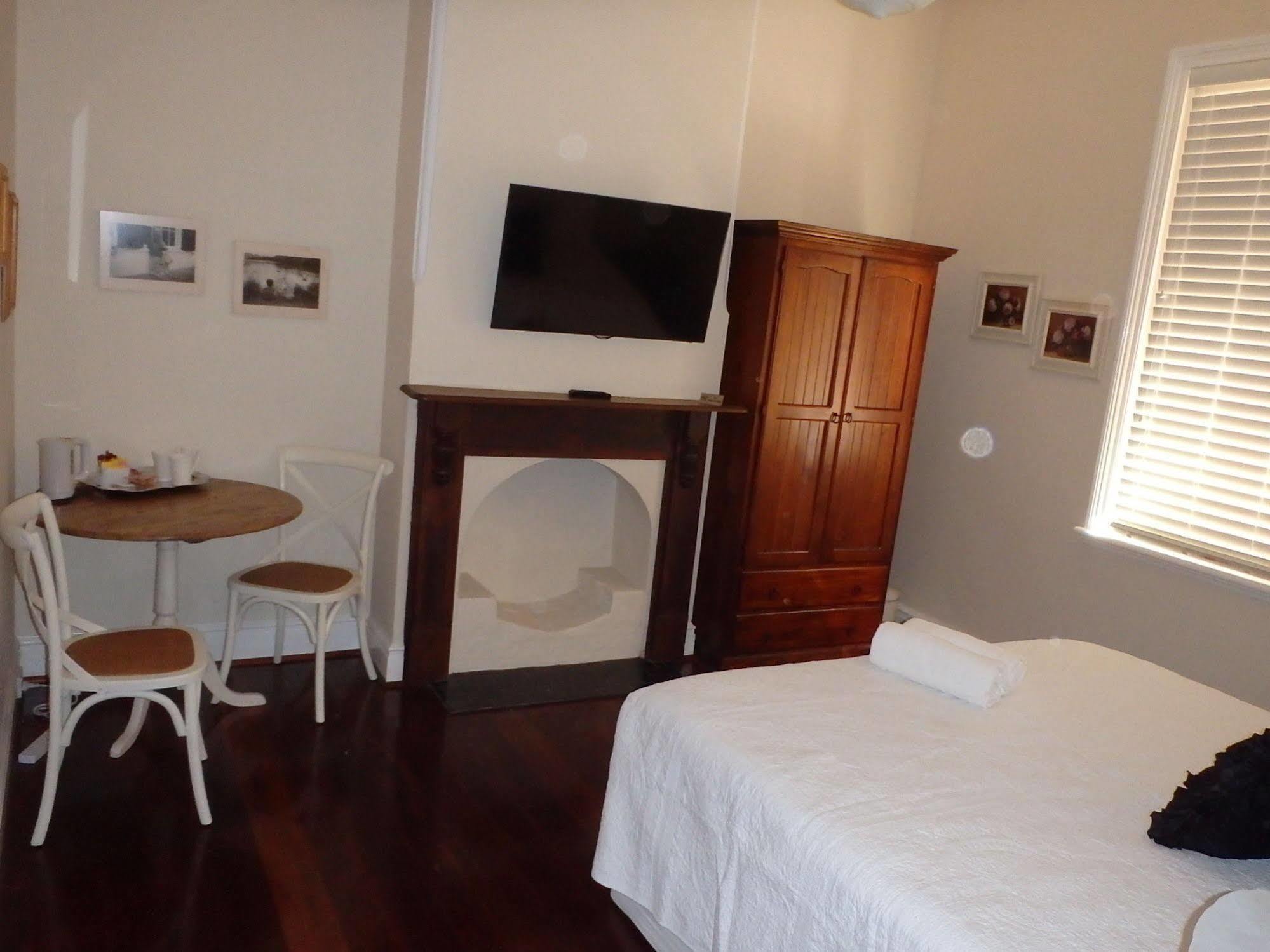 Hamptons Inn Bed & Breakfast Fremantle Exterior foto